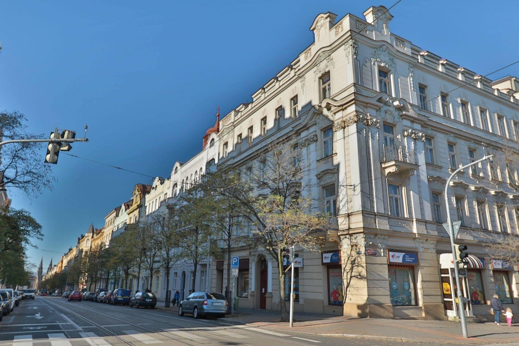 Wonderful Apartment In Vinohrady Praga Exterior foto